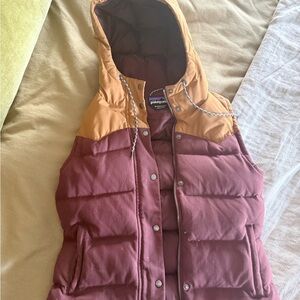Patagonia Women's Two-Tone Puffer Vest